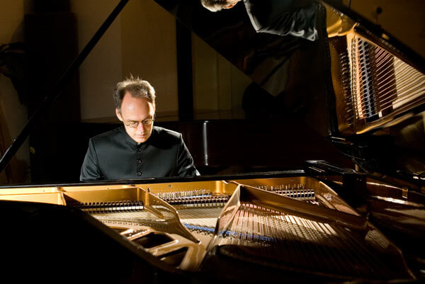 Composer Michael Harrison (photo: OP Studio)
