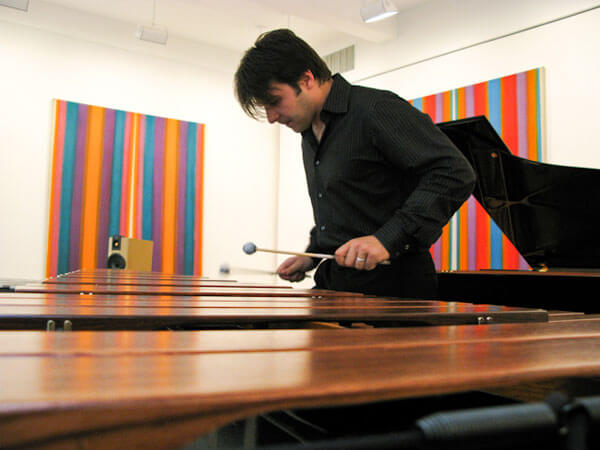 Hammer/Klavier percussionist Svet Stoyanov (photo credit: pearldrums.com)