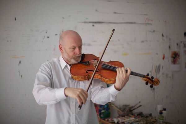 Composer-violist Brett Dean (photo credit: Pawel Kopczynski)