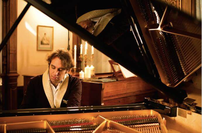 Chilly Gonzales-- Photo by Alexsandre Isard