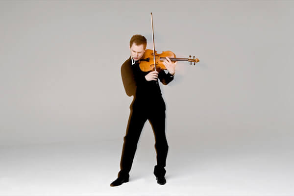 Antoine Tamestit - Photo by Eric Larrayadieu, naïve Antoine Tamestit - Photo by Eric Larrayadieu, naïve
