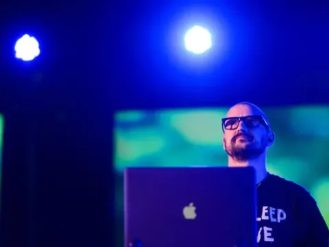 Clint Mansell - Photo by Chris Owyoung