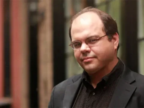 Armando Bayolo