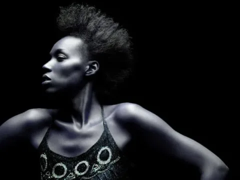 Imani Uzuri - Photo by Yossi Michaeli