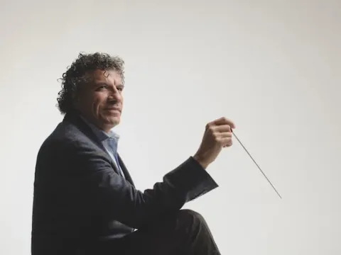 Giancarlo Guerrero--Photo by Lukasz Rajchert