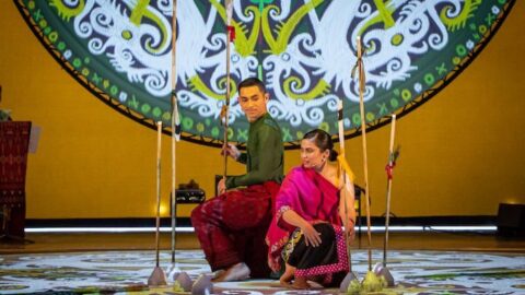 Art Srisayam and Bernadeta Astari in Ine Aya'--Photo by Nichon Glerum