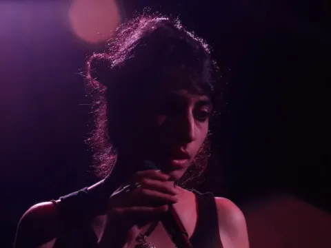 Arooj Aftab--Photo by Vishesh Sharma