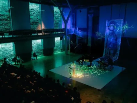 Tangram presents 