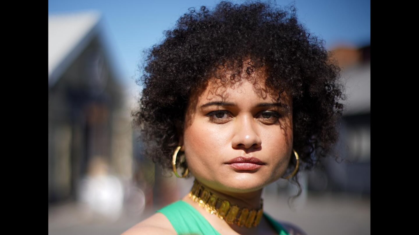 5 Questions to Zara Hudson-Kozdoj (cellist, composer)