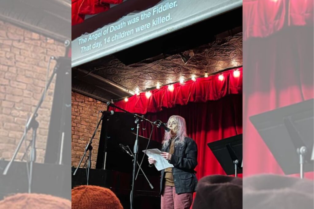 Ruby Poltorak performs "kloglid" ("Dirge"), Dec. 24, 2025 -- Photo by Yankl Krakovsky