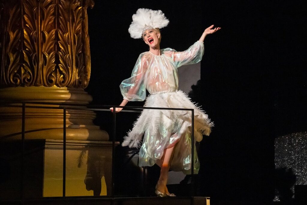 Complications in Sue -- Photo by Steven Pisano