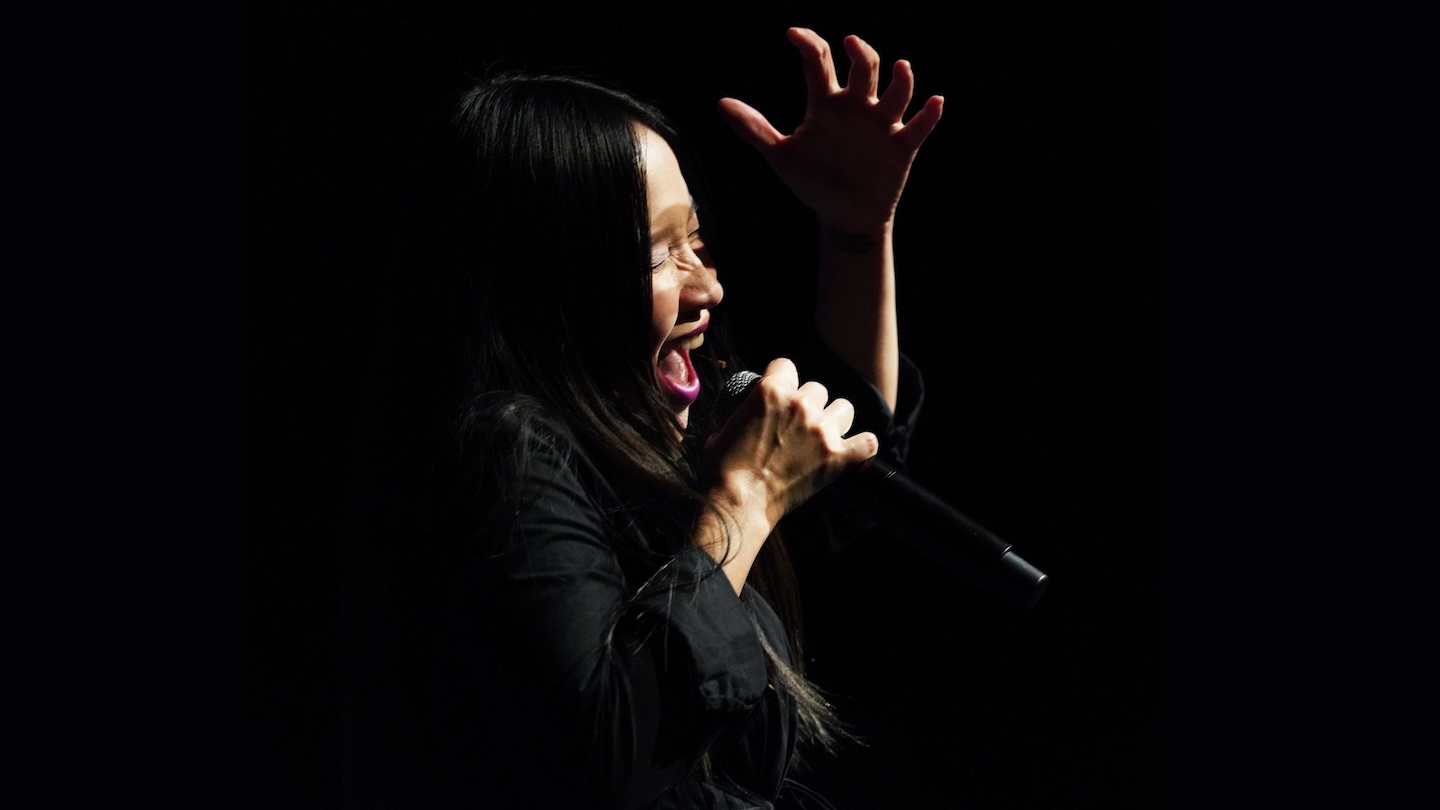 5 Questions Mai Khôi (singer, composer, activist)